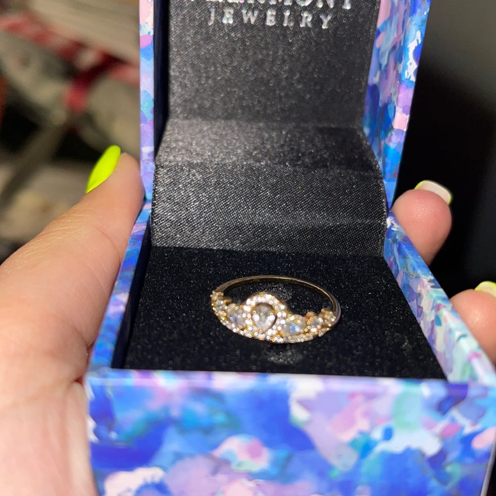 Beautiful Crown Ring